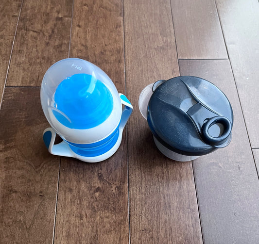 Sippy cup/formula dispenser