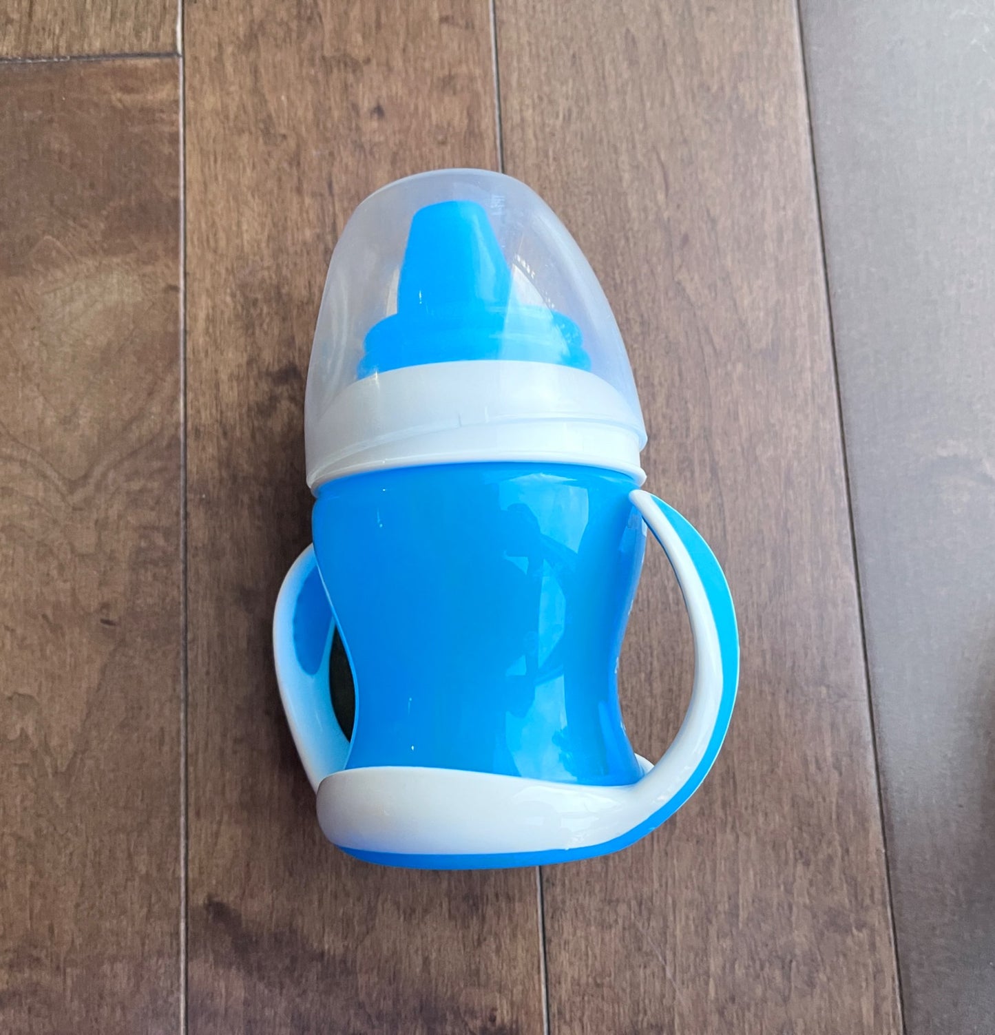 Sippy cup/formula dispenser