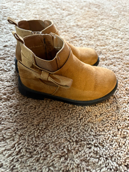 Suede boots, Shoes 9 (Toddler:2-4yr)