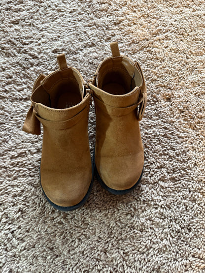 Suede boots, Shoes 9 (Toddler:2-4yr)