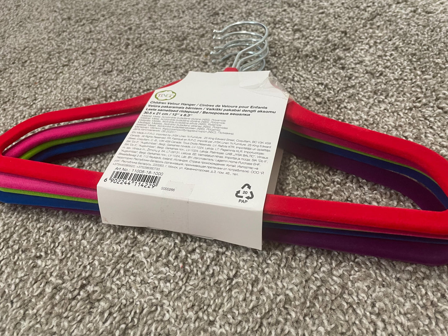 Kids hanger