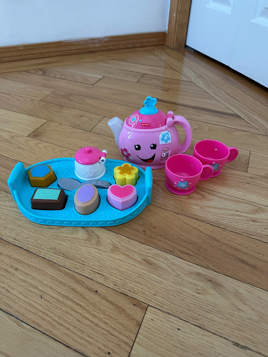 Sweet Manners Tea Set