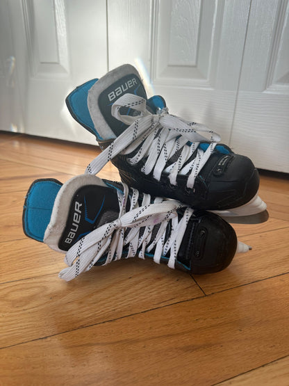 Bauer Hockey Skates (Size Y7), Retail Price $70, Shoes 7.5 (Toddler:2-4yr)