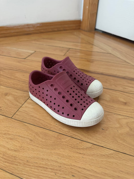 Native Shoes (Size C9), Retail price $50, Shoes 9 (Toddler:2-4yr)