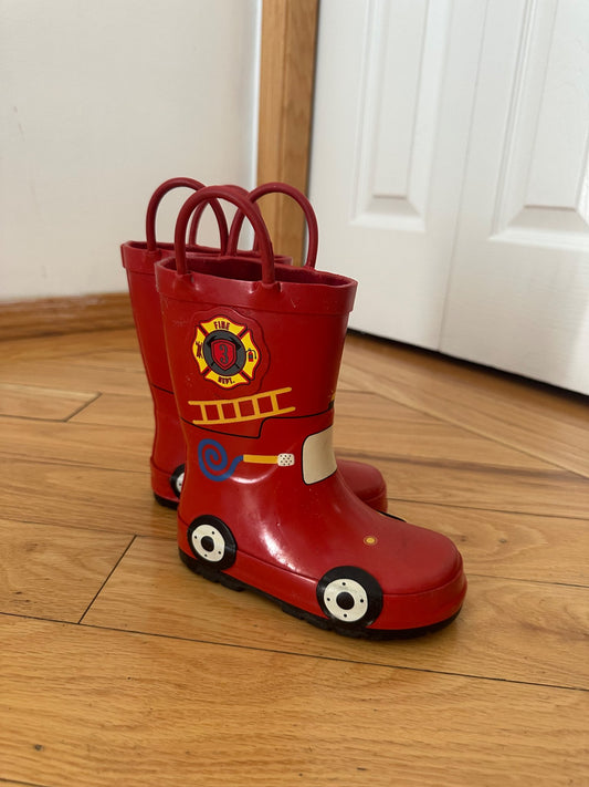 Firetruck Rain Boots (Size 7), Shoes 7 (Walkers:12-24 mth)
