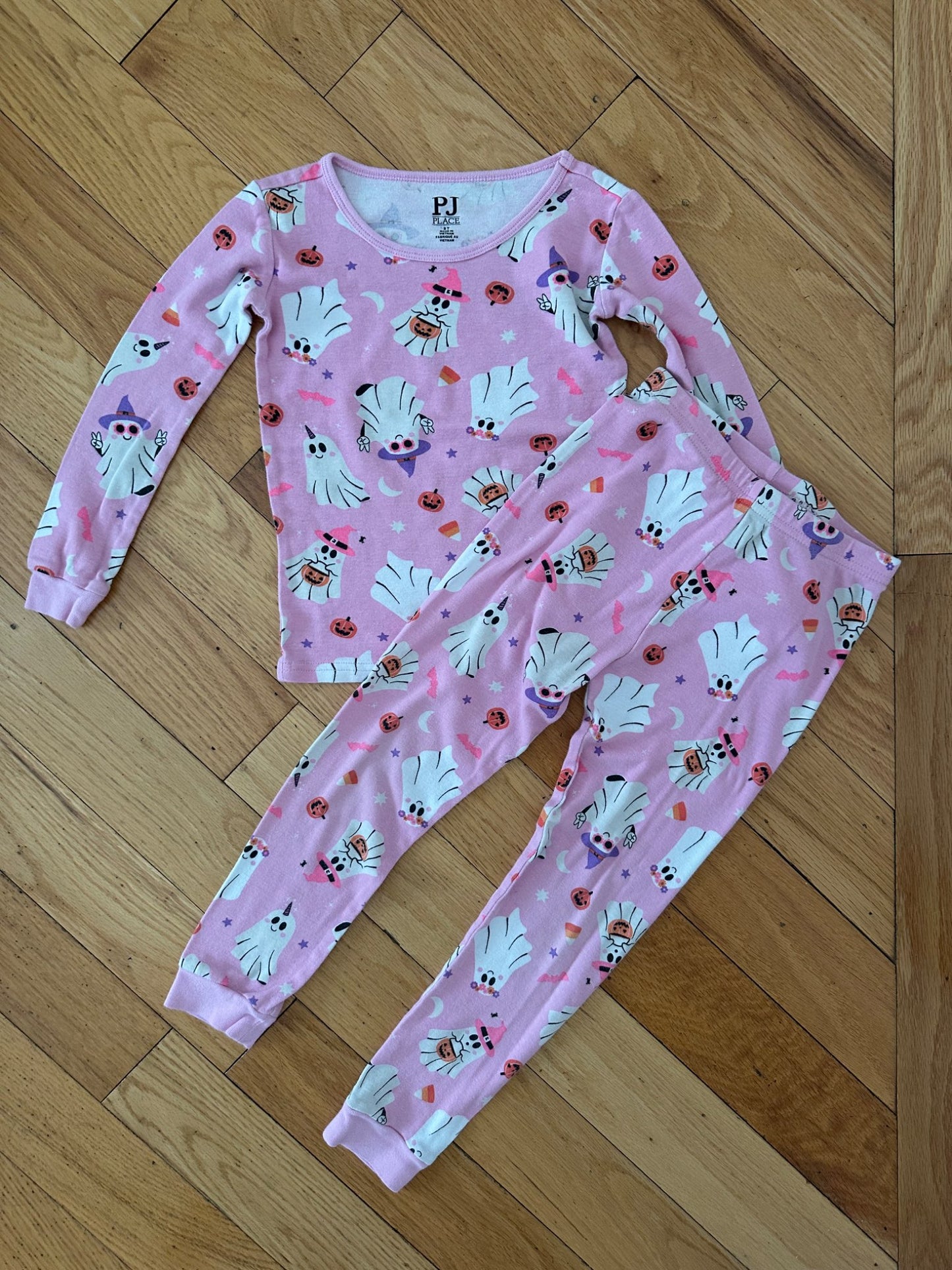 Glow in the Dark Pajamas (Size 5T), Kids 5/5T (extra small)