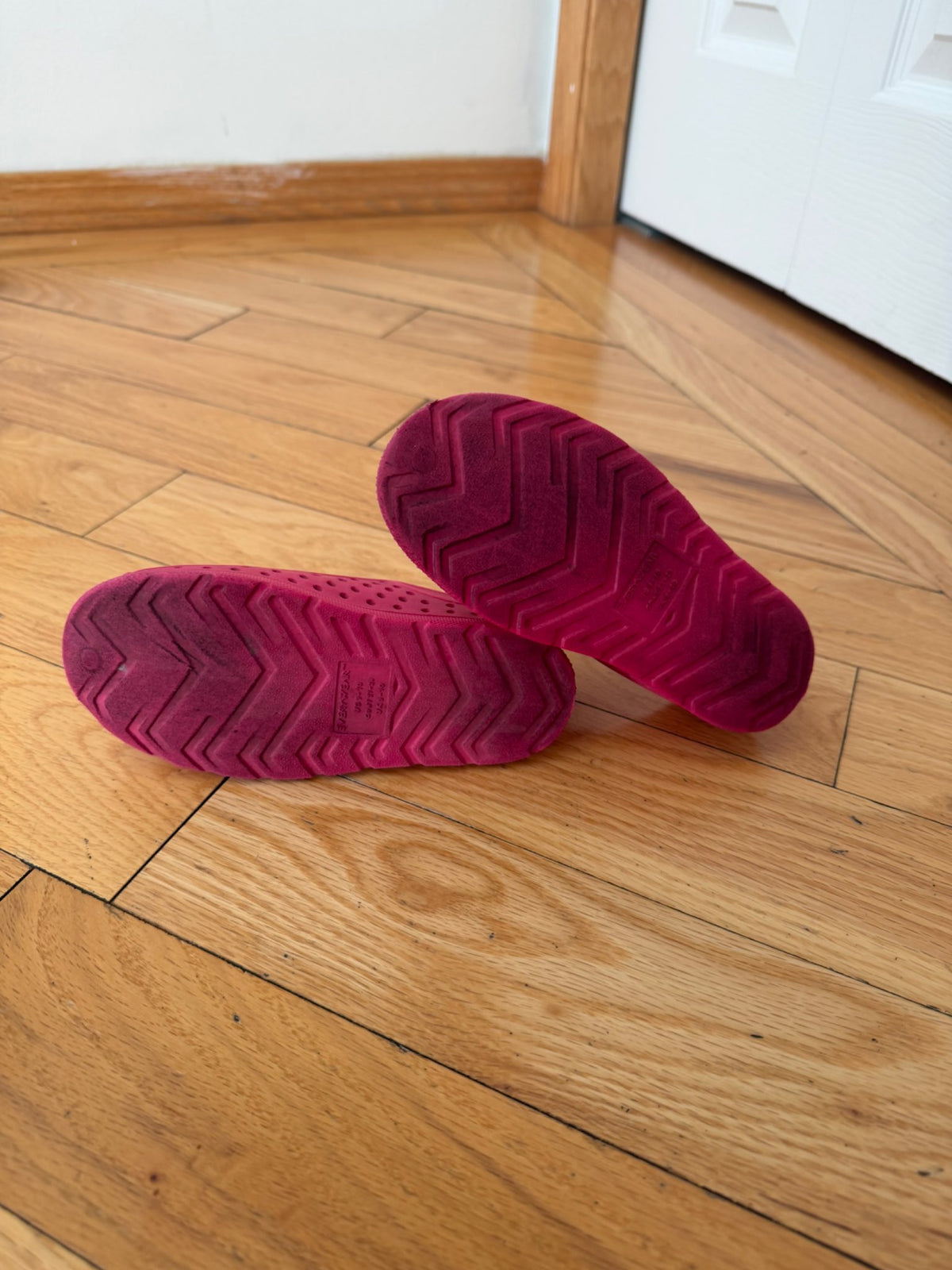 Pink Water Shoes (Size 9/10), Shoes 9.5 (Toddler:2-4yr)