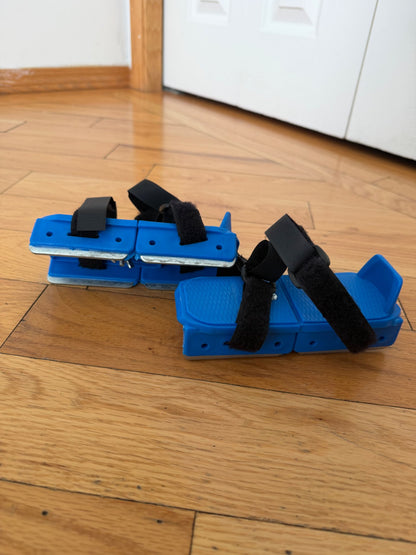 Strap Fastening Adjustable Ice Skates with Double Runner for Beginners, Shoes 7 (Walkers:12-24 mth)
