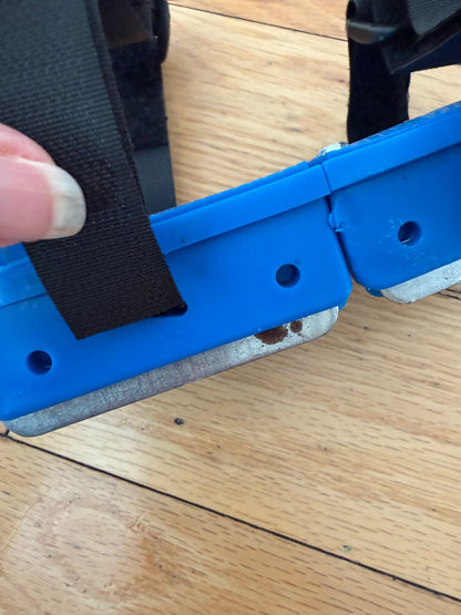 Strap Fastening Adjustable Ice Skates with Double Runner for Beginners, Shoes 7 (Walkers:12-24 mth)