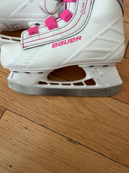 Pink/White Bauer Skates (Retail Price $75), Shoes 9 (Toddler:2-4yr)