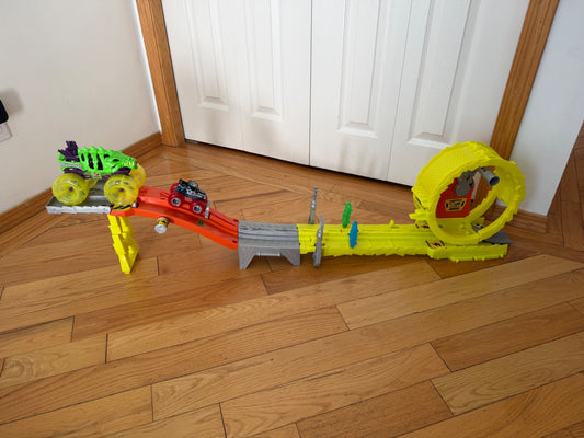 Hot Wheels Monster Truck Track (Retail Price $60)