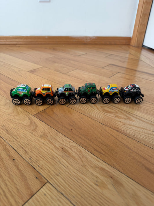Pull Back Mini Monster Trucks (6)