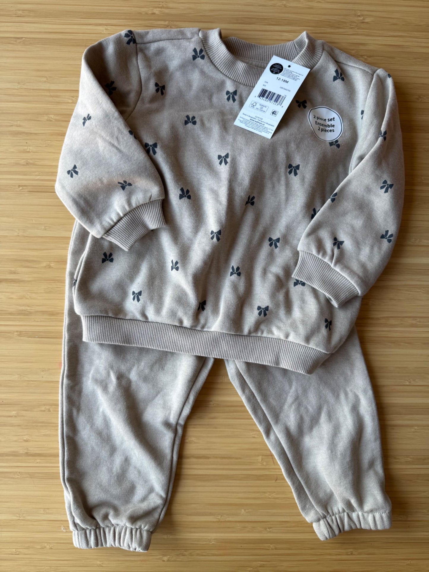 Neutral Bow Sweat Suit , Kids 18 Month (12-18M)