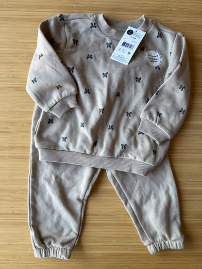 Neutral Bow Sweat Suit , Kids 18 Month (12-18M)