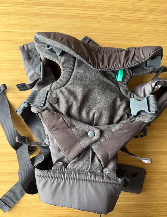 Infantino Flip 4 Baby Carrier