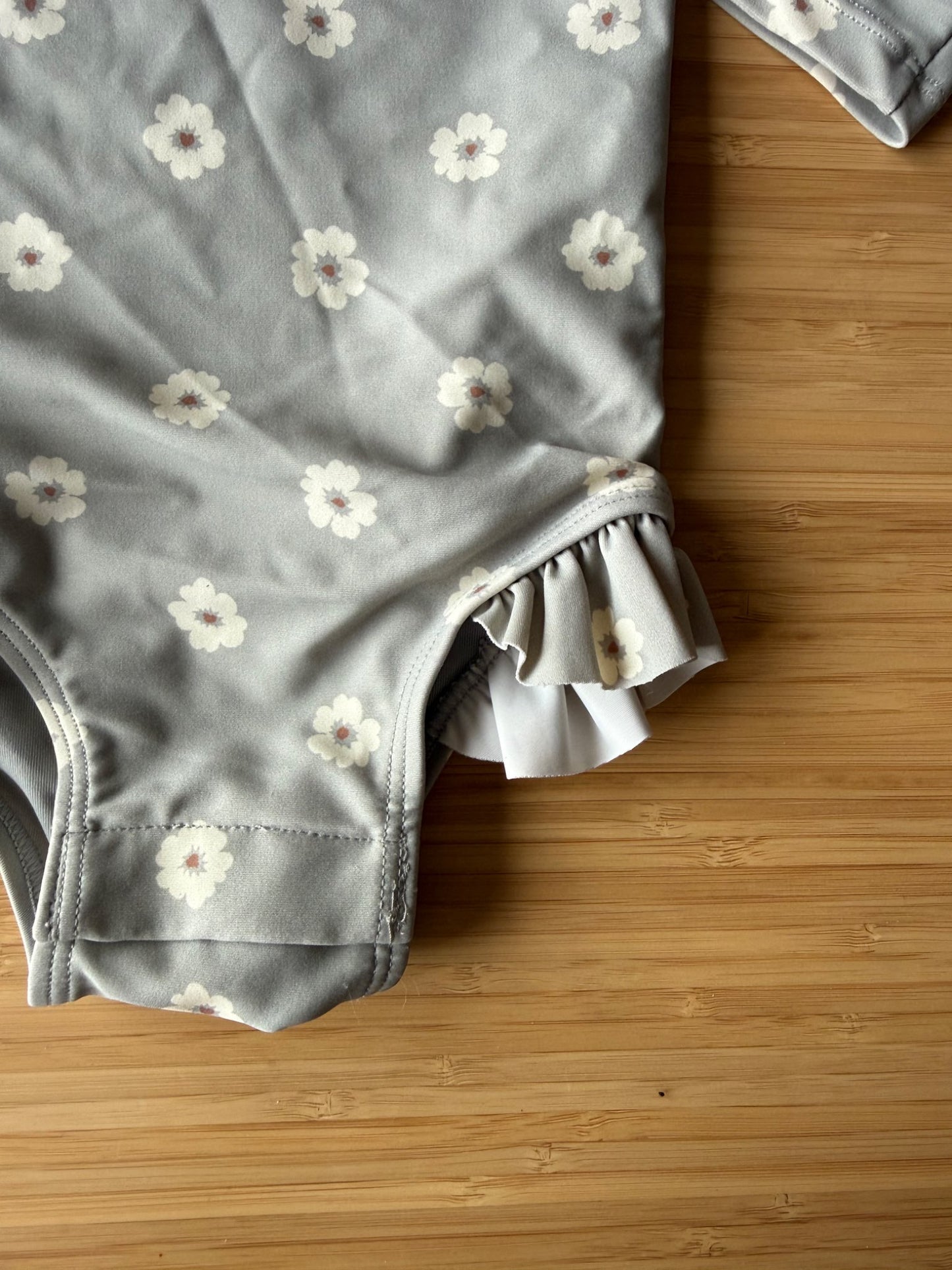Quincy Mae Long Sleeved Swimsuit, Kids 6 Month (3-6M)