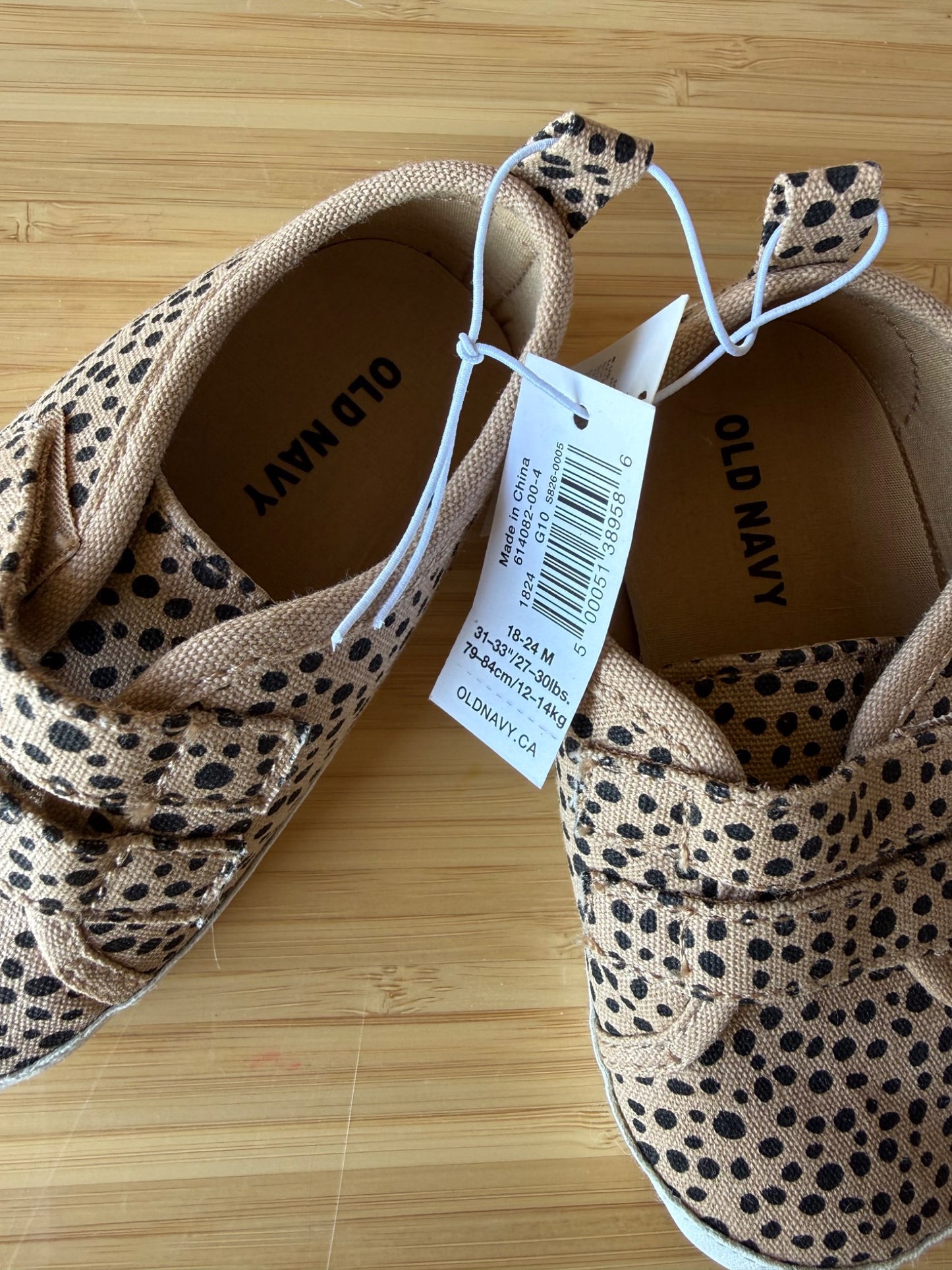 Old Navy Leopard Soft Sole Shoes, Shoes 6 (Walkers:12-24 mth)