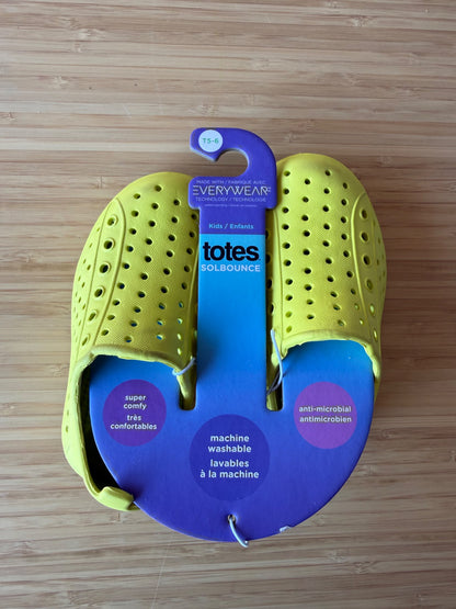 Totes Slip on Shoes, Shoes 6 (Walkers:12-24 mth)