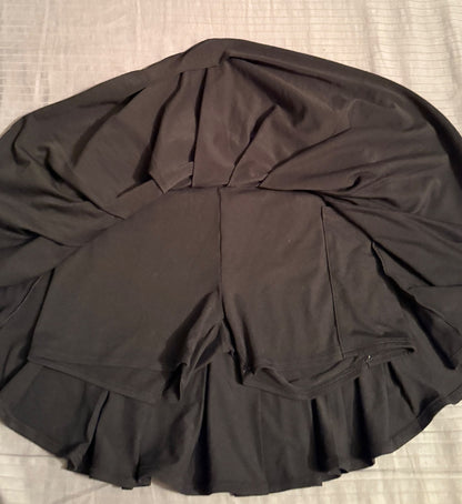 2 Abercrombie Kids Skorts Size 9/10, Kids 10 (medium)