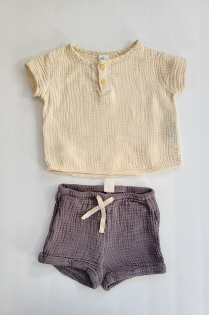 H&M, Textured-weave henley and short set, 6-9 months, EUC, Kids 9 Month (6-9M)