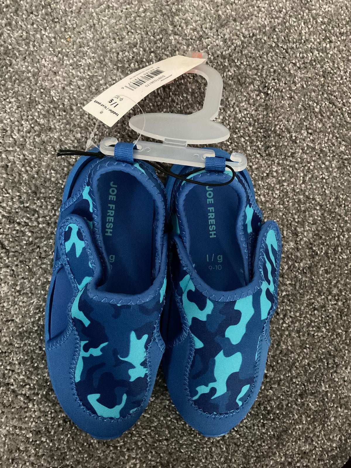 [NEW] Toddler Large (9/10) Blue Camo Water Shoes, Shoes 9 (Toddler:2-4yr)