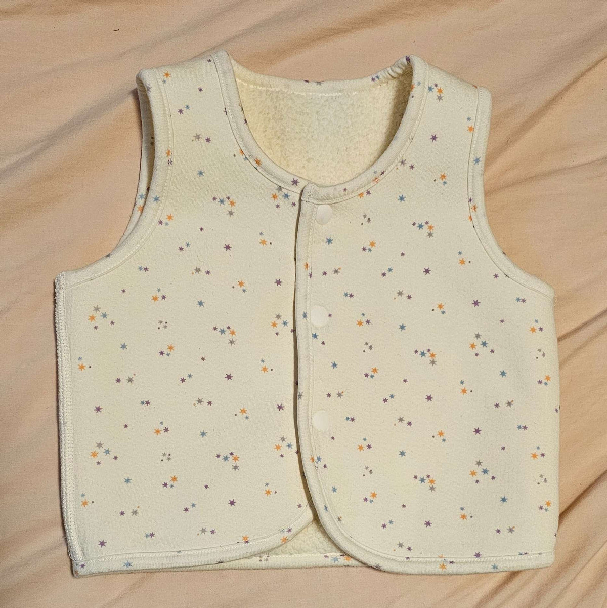 UNIQLO Baby Girls Reversible Pile-Lined Fleece Vest 6-9m, Kids 9 Month (6-9M)