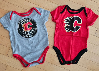 Bundle of Calgary Flames Bodysuit Shirts 18m Unisex, Kids 18 Month (12-18M)