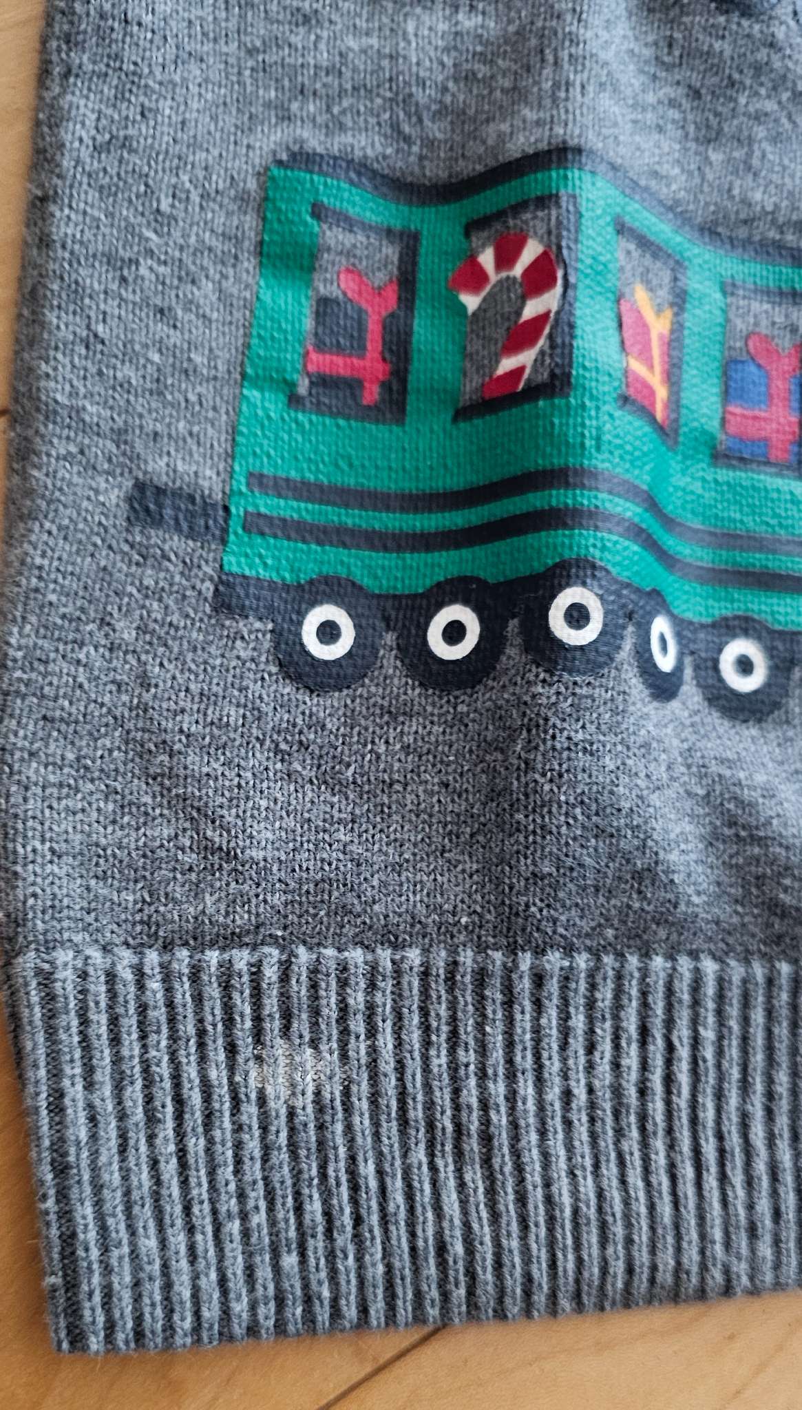 North Pole Express Holiday Train Print Crewneck 5T/6 Unisex, Kids 5/5T