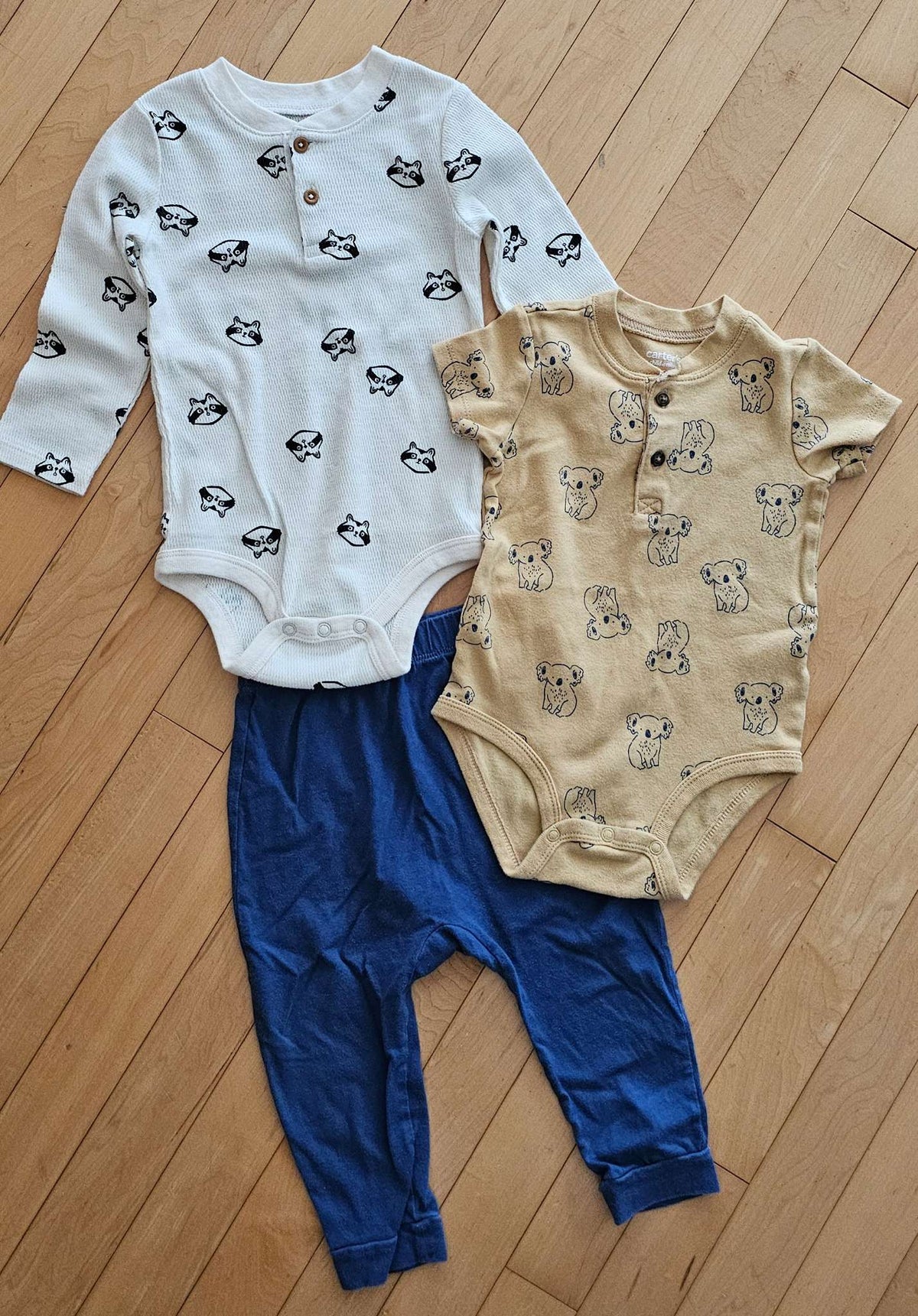Bundle of animal print baby outfits 12-18m Unisex, Kids 18 Month (12-18M)