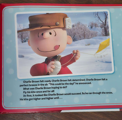 Bundle of Christmas Books - Charlie Brown and Crayons