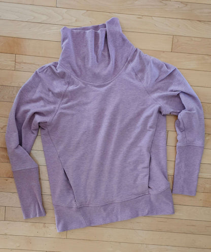 Heathered Pink Lululemon Pullover size 8, Kids 20