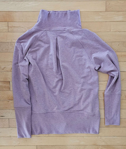 Heathered Pink Lululemon Pullover size 8, Kids 20