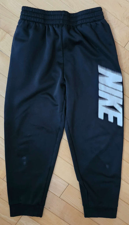 Bundle of Thermafit Nike Joggers + ON Shorts 6-7yrs, Kids 6/6X