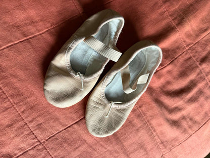 Girls’ Fabric Ballet Shoes, Shoes 10 (Toddler:2-4yr)