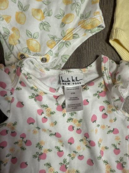 Nicole Miller New York 5pc Onesie Set ( 0-3m size), Kids 3 Month (0-3M)