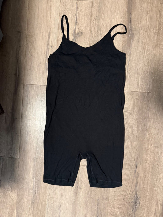 Gap Maternity Ribbed Bike Short Romper/One-Piece, Maternity L (12-14)