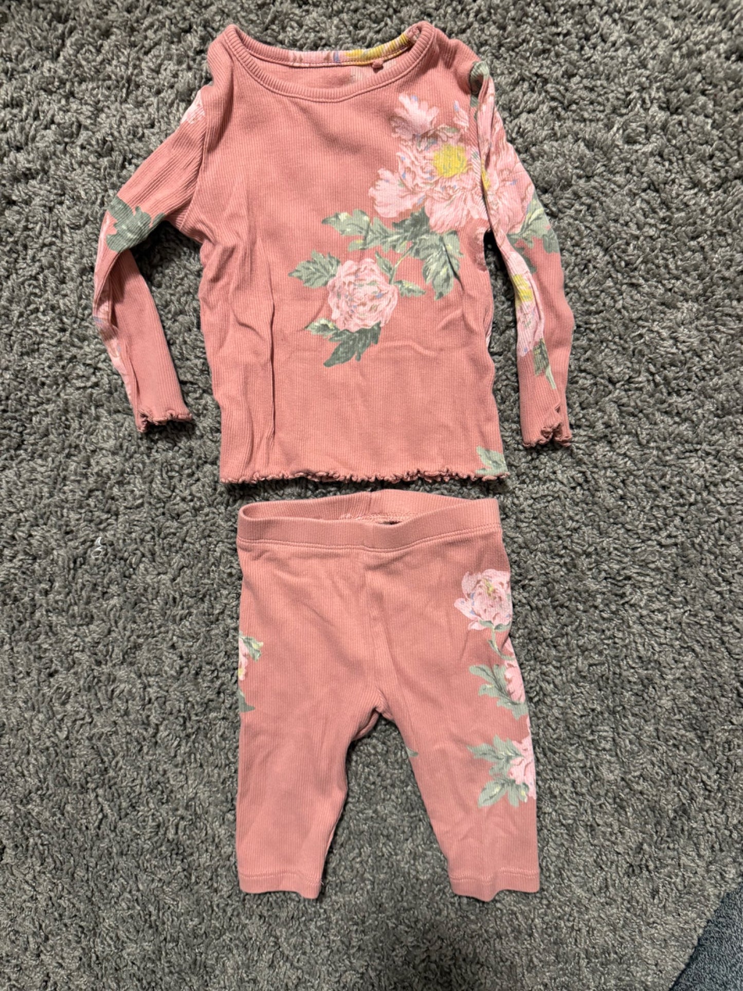 NEXT UK Brand, 3-6m matching putfit, Kids 6 Month (3-6M)