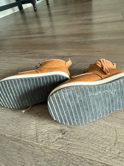 Baby Gap sz 6 Fall Boots, Shoes 6 (Walkers:12-24 mth)