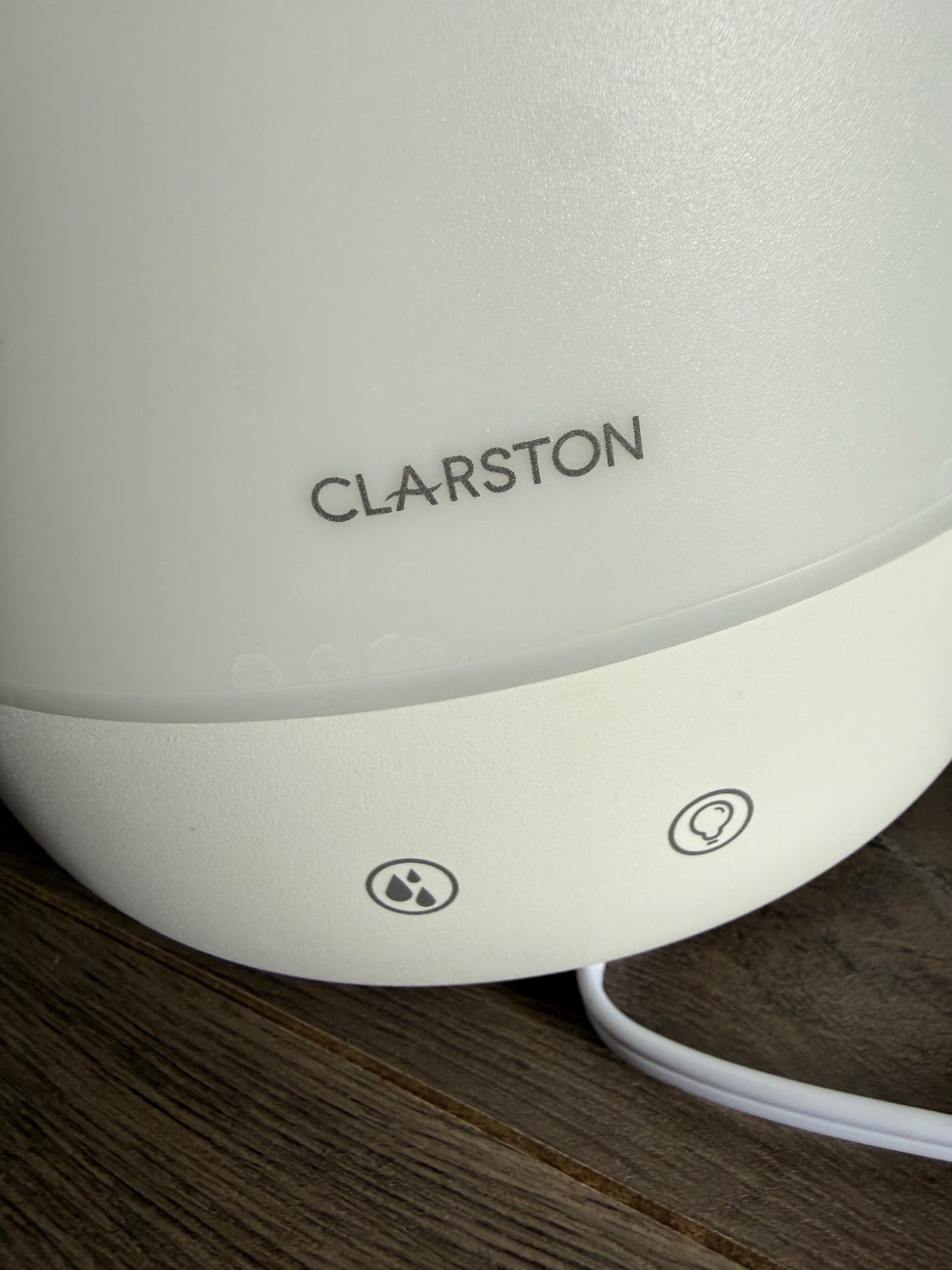 Clarston 2L Cool Mist Humidifier