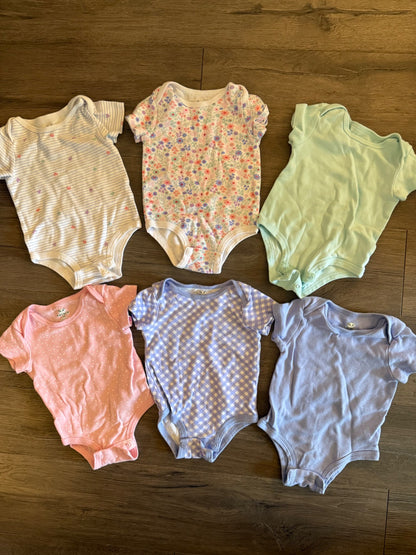 Rococo Onesies Set (6 onesies) size 12m, Kids 12 Month (9-12M)