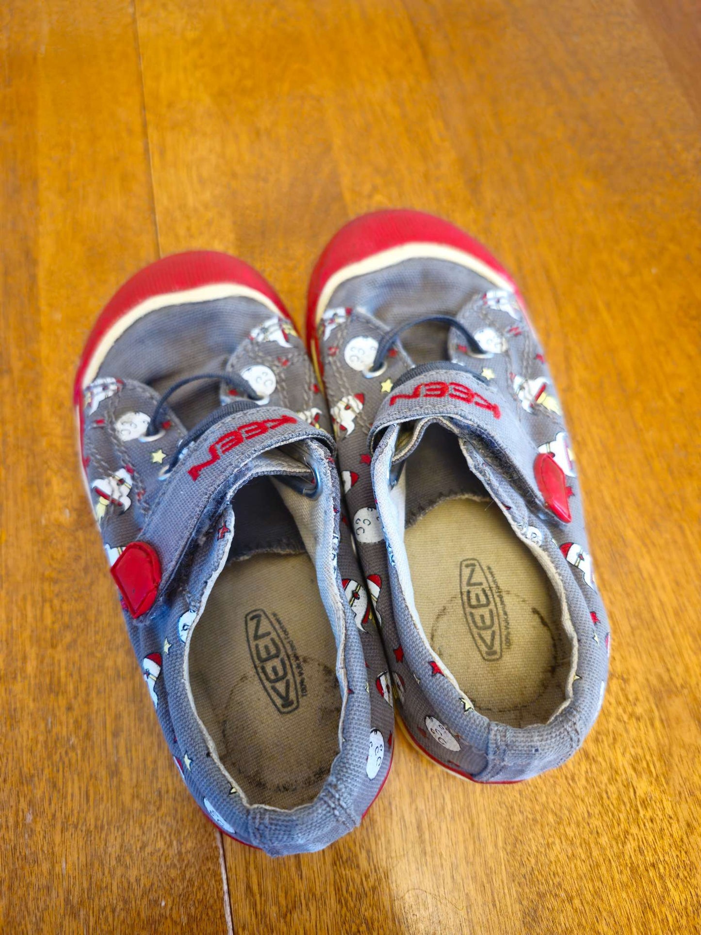 Cute Keen sneakers, Shoes 9 (Toddler:2-4yr)