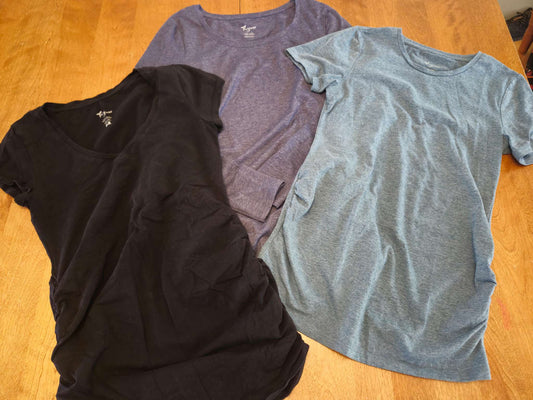 Lot of maternity tee shirts, Maternity S (4-6)