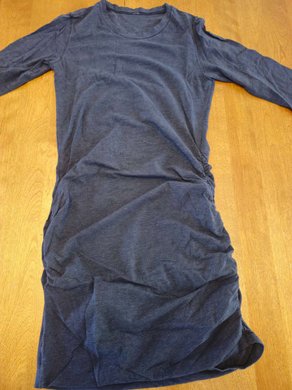 Maternity tee & long sleeved dress, Maternity XS (0-2)