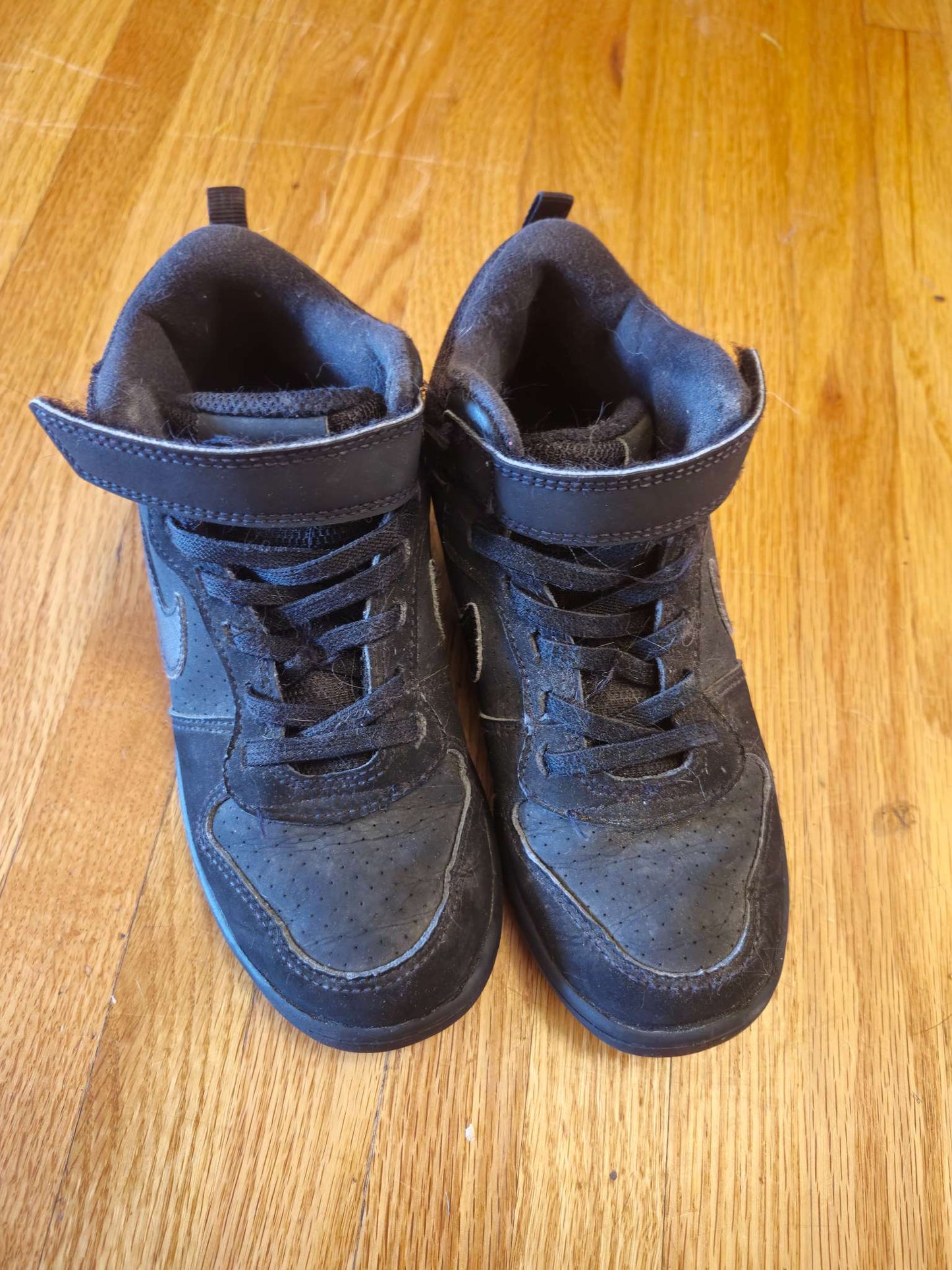 Nike high top sneakers, Shoes 13.5 (Kids:4-8yr)