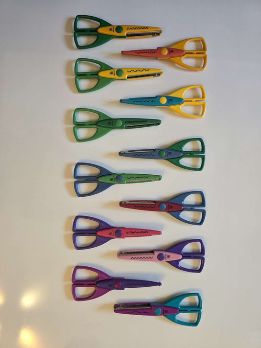 12 wiggly shaped edging scissors