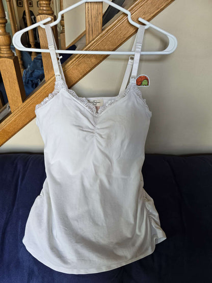 Flattering medium sized, Nursing Tank-top.