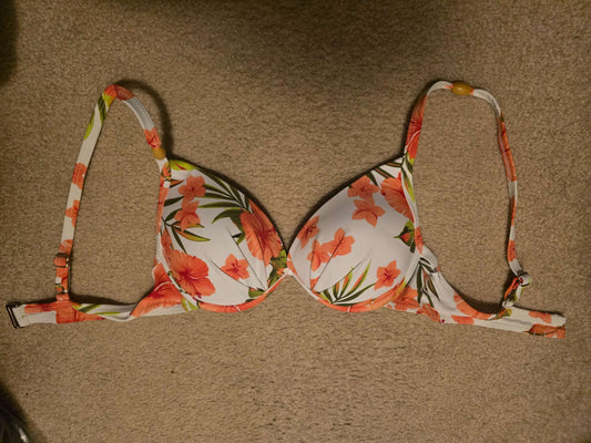 Teen bikini top - worn once (size women's small), Kids 18