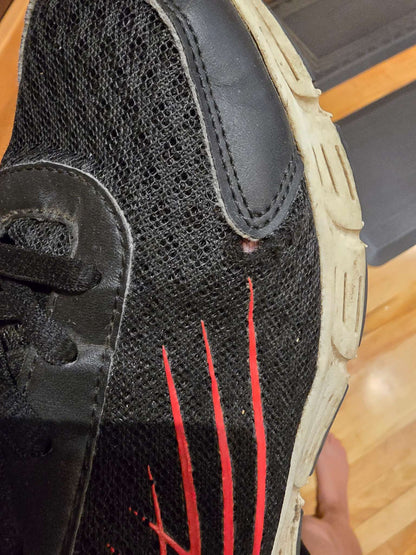 Only used indoors. Runners, Shoes 4 (Big Kids:8–12yr)
