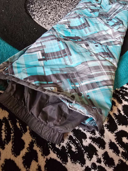 Size 10 snowpants w/ removable suspenders, Kids 10