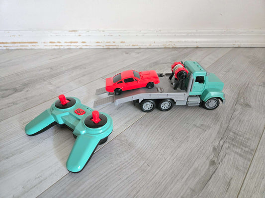 Driven by Battat - 7" Remote Control Tow Truck Toy for Kids